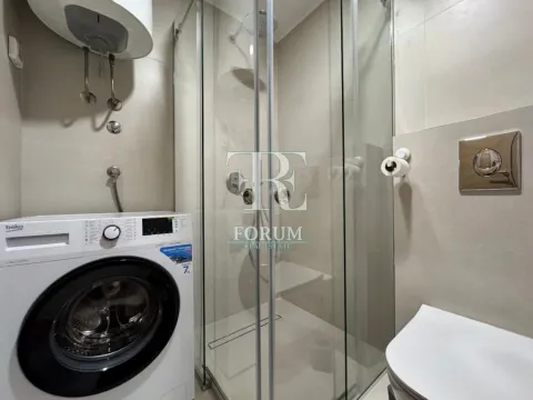 Izdavanje, dvosoban stan, 60m², City Kvart, Podgorica - image 9