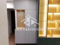 Izdavanje, trosoban stan, 77m², Vračar Sve Podlokacije, Beograd - image 20