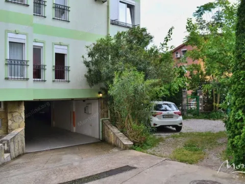 Sale, one bedroom apartment, 64m², Lazi, Budva - image 25