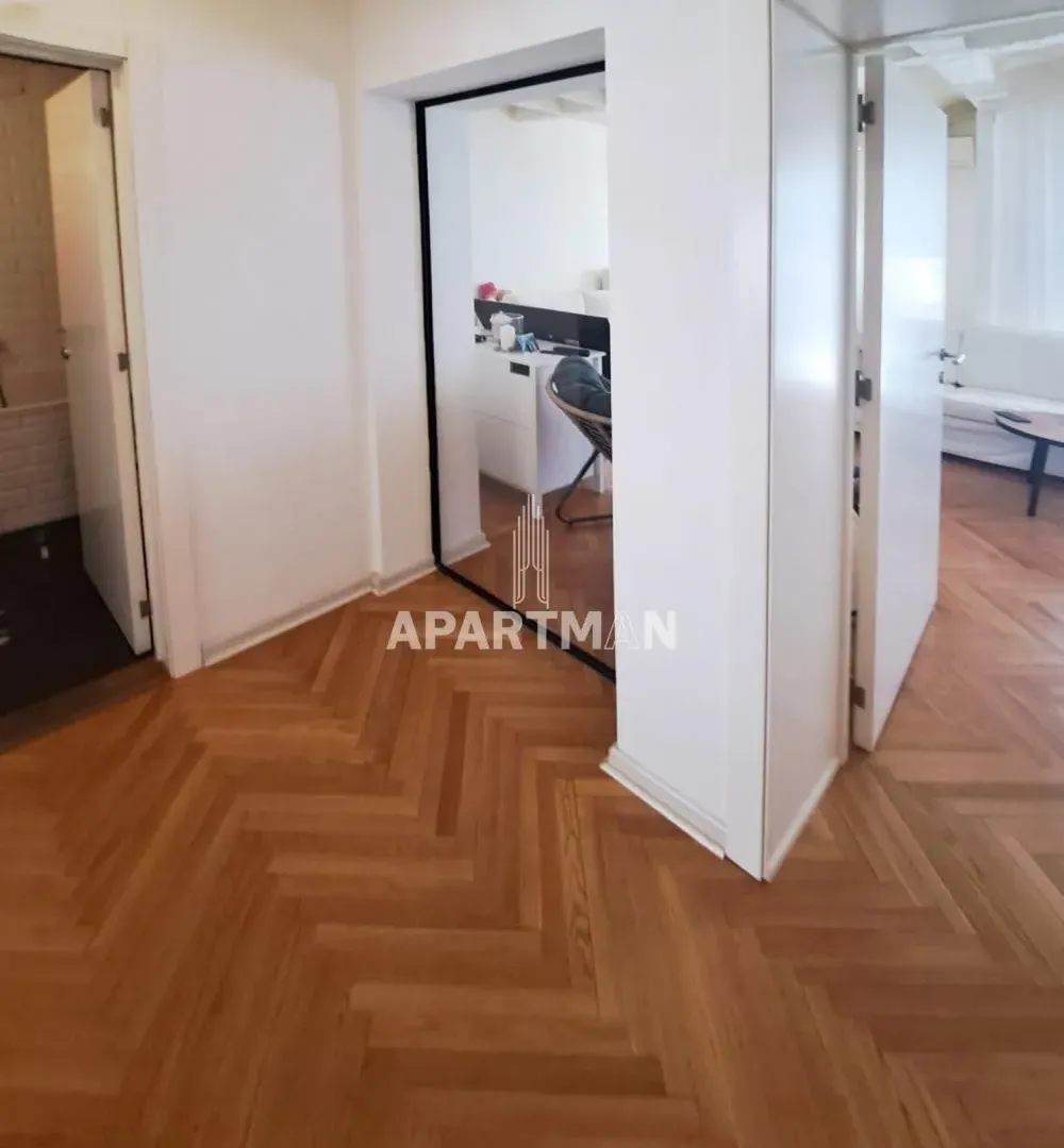 Prodaja, dvosoban stan, 64m², Savski Venac, Beograd