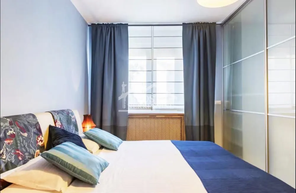 Sale, three bedroom apartment, 77m², Skadarlija, Beograd