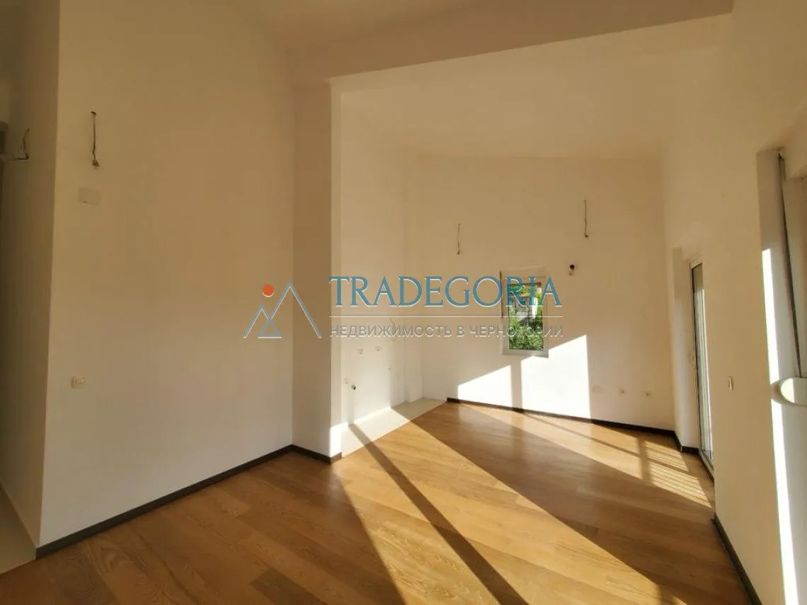 Prodaja, dvosoban stan, 75m², Pržno, Budva