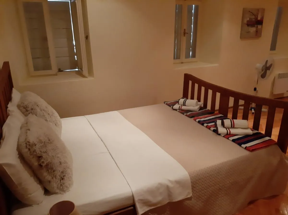 Prodaja, kuća, 260m², Morinj, Kotor