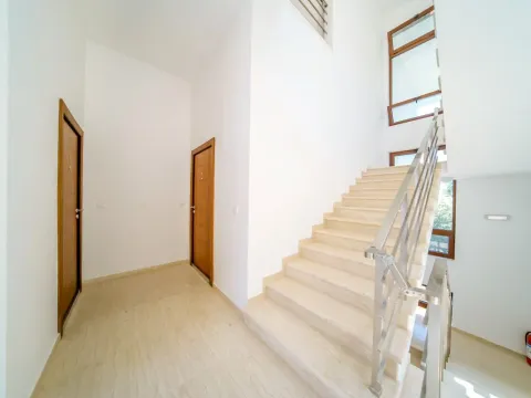 Sale, two bedroom apartment, 74m², Stoliv, Kotor - image 10