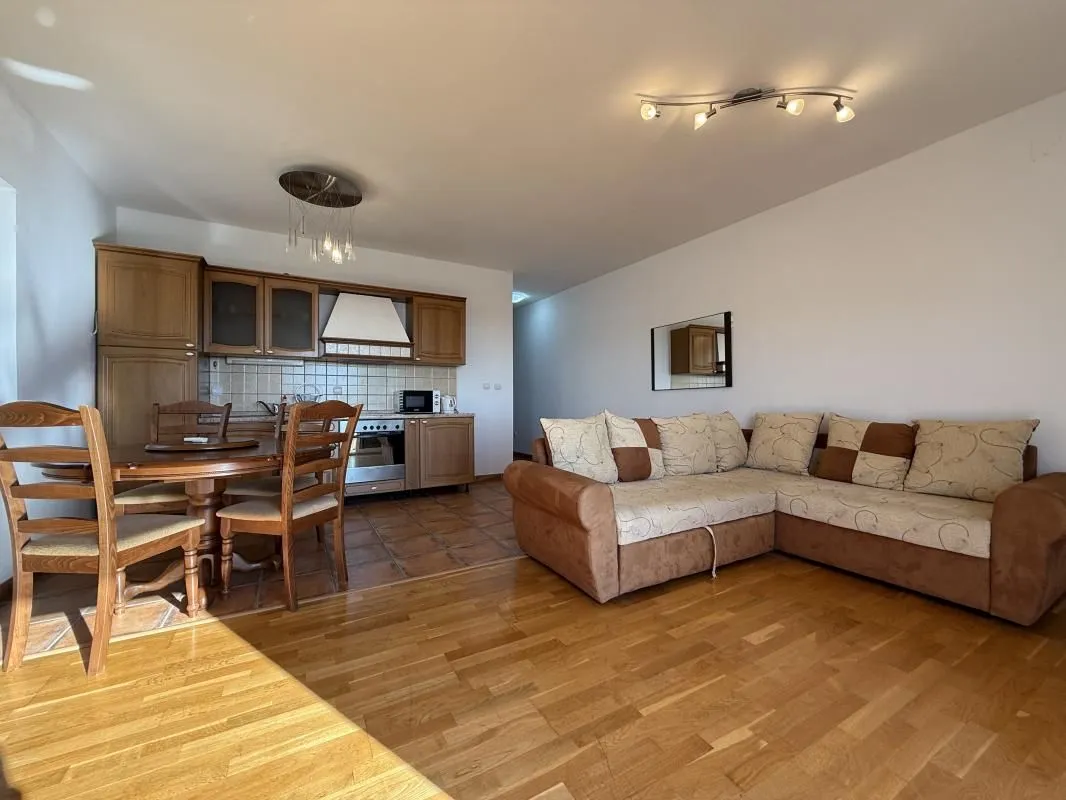 Prodaja, jednosoban stan, 55m², Petrovac, Budva
