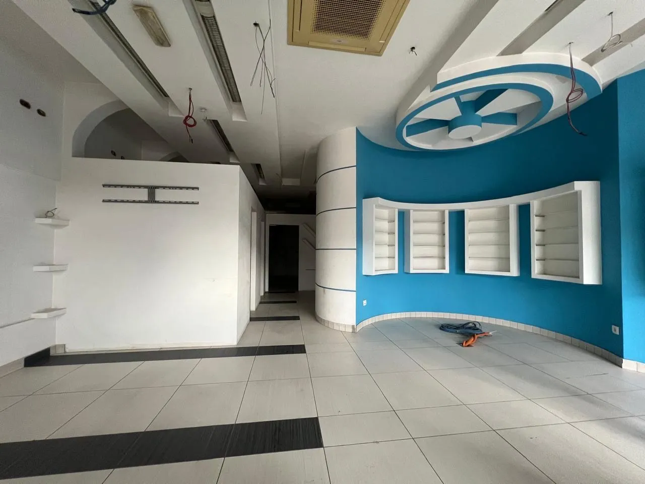 Sale, office space, 91m², Vezirov Most, Podgorica