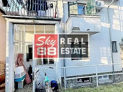 Sale, house, 185m², Savski Venac, Beograd - image 2