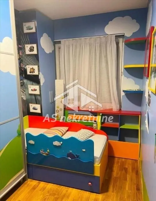 Izdavanje, stan, 74m², Đeram Pijaca, Beograd