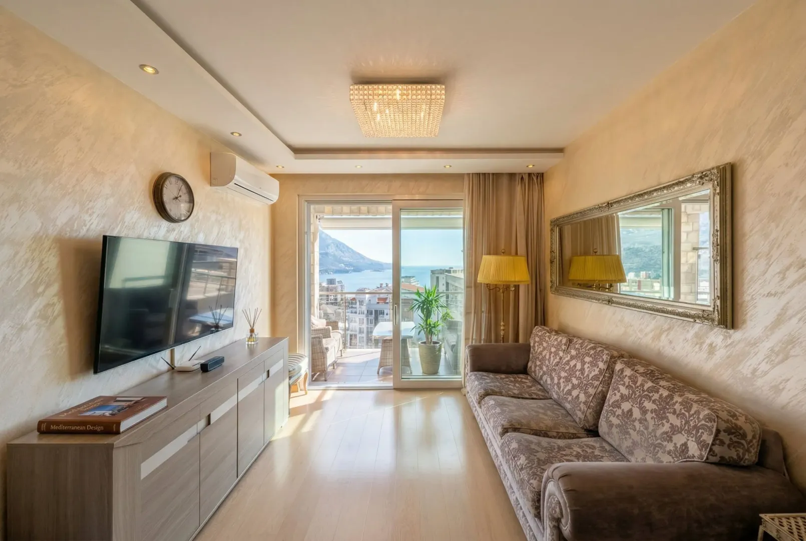 Prodaja, trosoban stan, 65m², Bečići, Budva