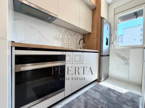 Izdavanje, jednosoban stan, 45m², Pobrežje, Podgorica - image 6