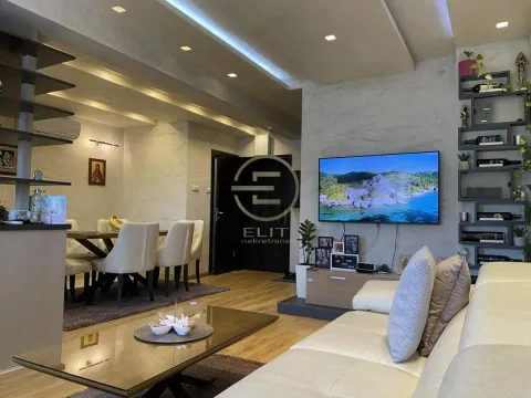 Prodaja, četvorosoban stan, 105m², Bulevar Evrope, Novi Sad Sve Podlokacije - image 2