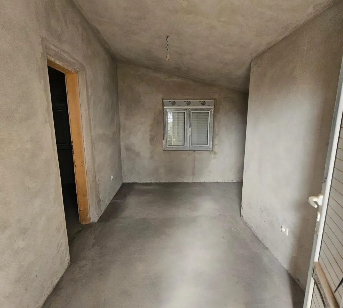 Prodaja, kuća, 74m², Šušanj, Bar