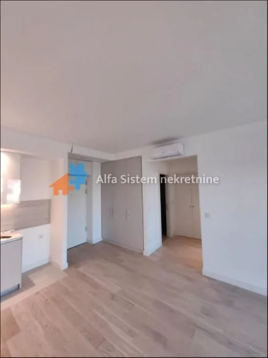Rent, two bedroom apartment, 55m², Savski Venac, Beograd
