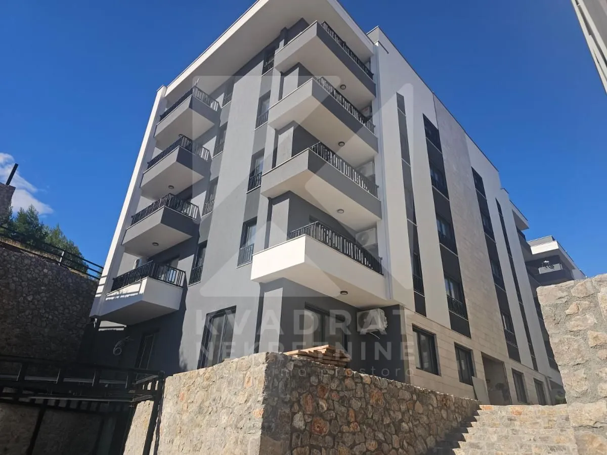 Prodaja, dvosoban stan, 52m², Gorica C, Podgorica