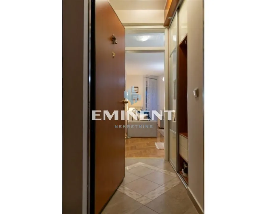 Rent, two bedroom apartment, 52m², Savski Venac, Beograd