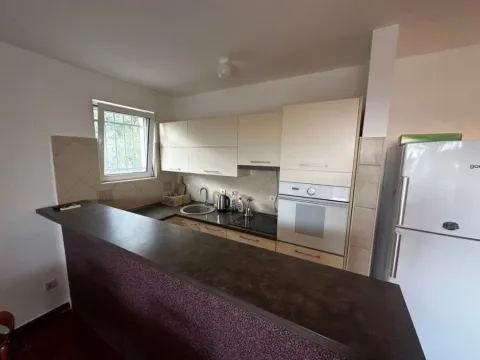 Prodaja, stan, 125m², Petrovac, Budva - image 2