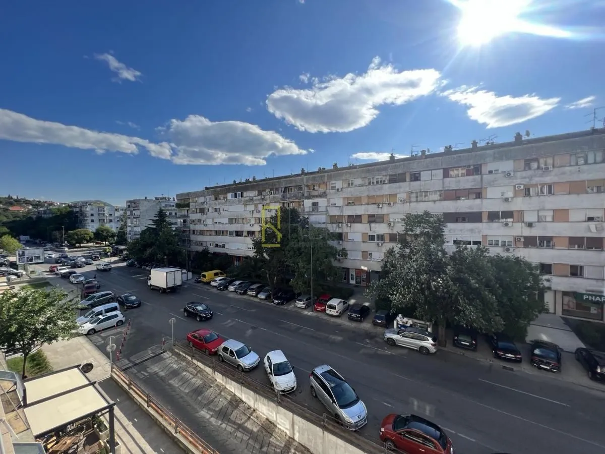 Rent, two bedroom apartment, 77m², Preko Morače, Podgorica