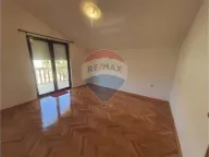 Izdavanje, kuća, 320m², Zagorič, Podgorica - image 22