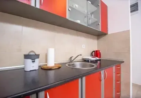 Izdavanje, garsonjera, 21m², Rozino, Budva - image 3