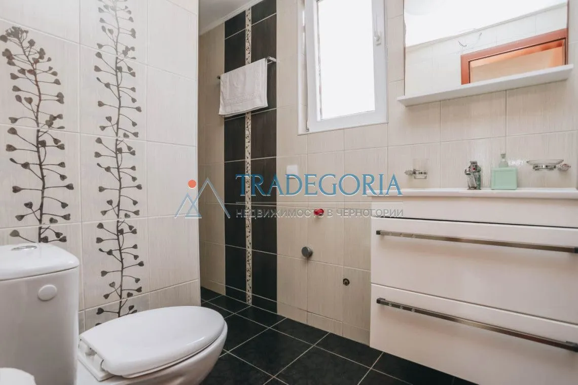 Prodaja, kuća, 112m², Dobra Voda, Bar