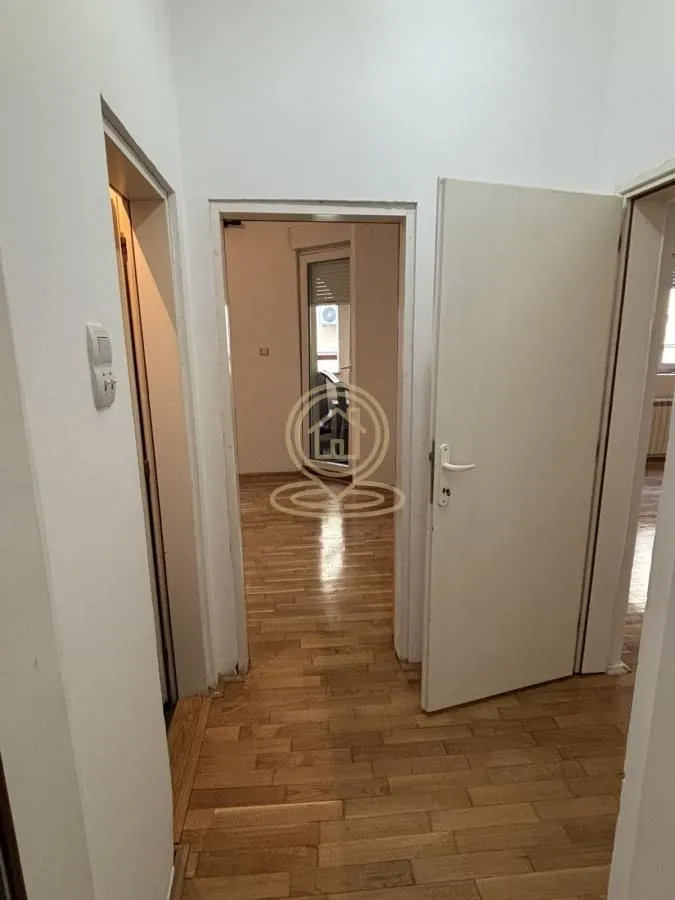 Rent, office space, 71m², Vračar Sve Podlokacije, Beograd