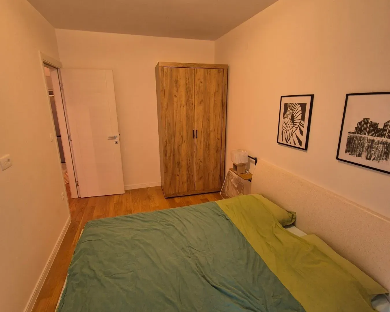 Izdavanje, jednosoban stan, 40m², Central Point, Podgorica