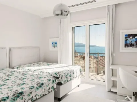 Izdavanje, kuća, 115m², Luštica Bay, Tivat - image 6