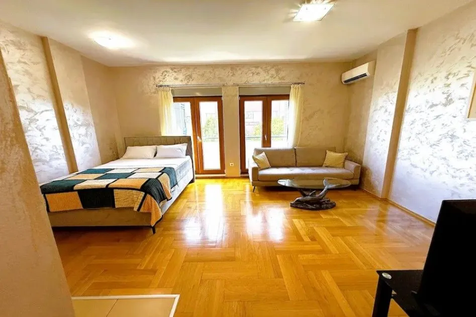 Stan-na-dan, jednosoban stan, 35m², Preko Morače, Podgorica
