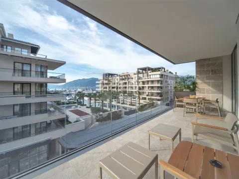 Rent, one bedroom apartment, 81m², Porto Montenegro, Tivat - image 18