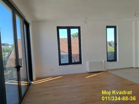 Prodaja, četvorosoban stan, 107m², Zemun Sve Podlokacije, Beograd - image 2