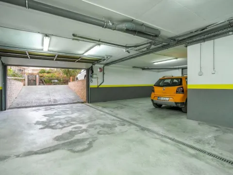 Sale, two bedroom apartment, 138m², Budva, Crna Gora - image 13