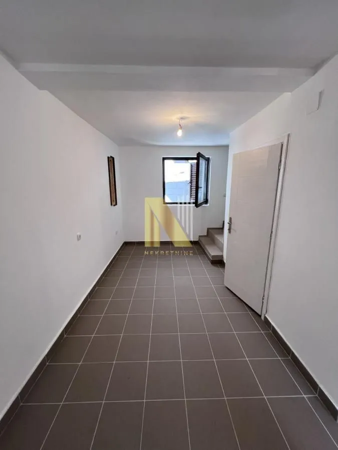 Prodaja, kuća, 66m², Kamenjar, Novi Sad Sve Podlokacije