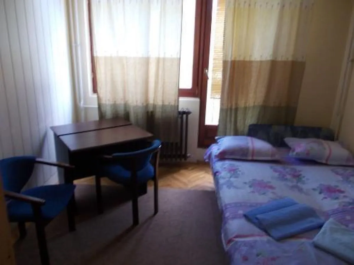 Prodaja, trosoban stan, 67m², Centar, Novi Sad