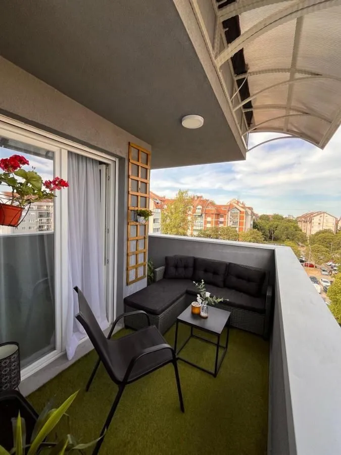 Prodaja, stan, 100m², Novo naselje, Novi Sad