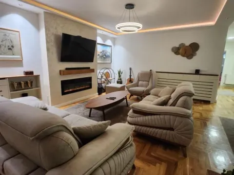 Prodaja, stan, 229m², Telep, Novi Sad Sve Podlokacije - image 2