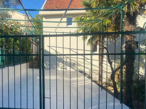 Prodaja, trosoban stan, 106m², Krašići, Tivat - image 14