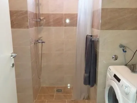 Izdavanje, trosoban stan, 55m², Stari Grad, Beograd - image 12