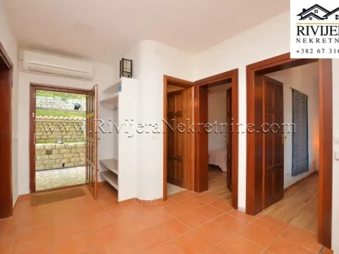 Sale, house, 203m², Njivice, Herceg Novi - image 10