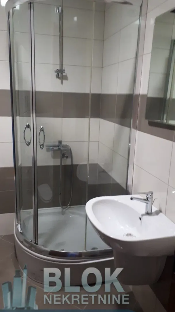 Izdavanje, jednosoban stan, 51m², City Kvart, Podgorica