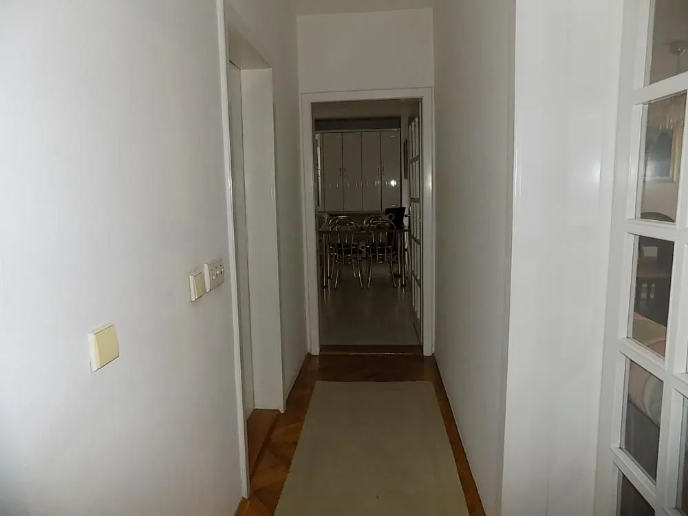 Prodaja, trosoban stan, 118m², Centar, Jagodina