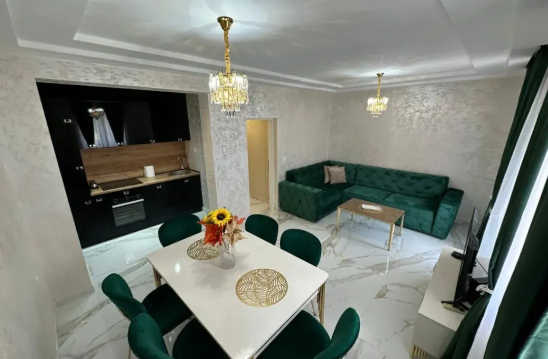 Izdavanje, dvosoban stan, 70m², Mažina, Tivat