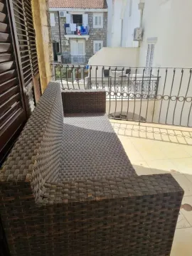Prodaja, dvosoban stan, 71m², Petrovac, Budva - image 13