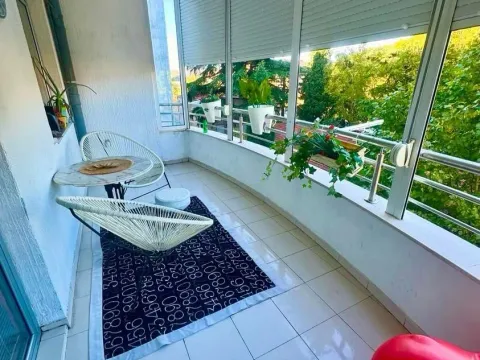 Rent, one bedroom apartment, 64m², Pobrežje, Podgorica - image 9