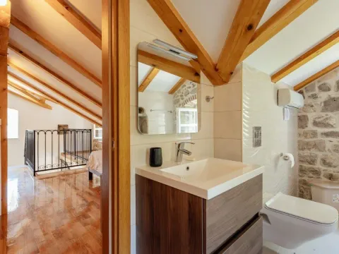 Prodaja, kuća, 800m², Prčanj, Kotor - image 27