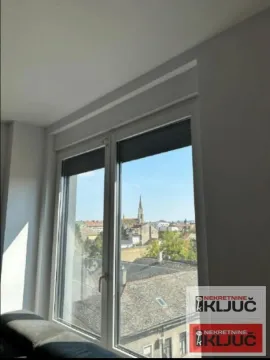Izdavanje, dvosoban stan, 70m², Centar, Novi Sad - image 10