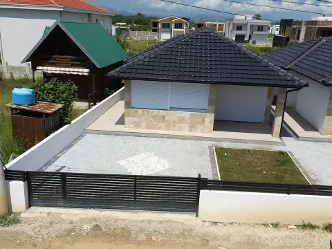 Sale, house, 92m², Ulcinj, Crna Gora - image 40