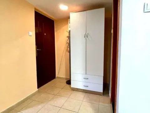 Prodaja, jednosoban stan, 17m², Centar, Podgorica - image 5