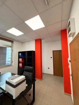 Rent, office space, 22m², Bulevar Evrope, Novi Sad Sve Podlokacije - image 8