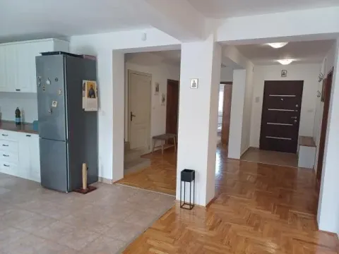 Prodaja, kuća, 325m², Veternik, Novi Sad Sve Podlokacije - image 9