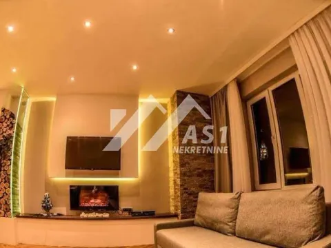 Izdavanje, dvosoban stan, 60m², Centar, Novi Sad - image 2